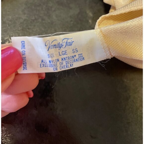 Vanity Fair Beige Nude Elastic Waist Half Slip Sz L - Picture 4 of 8